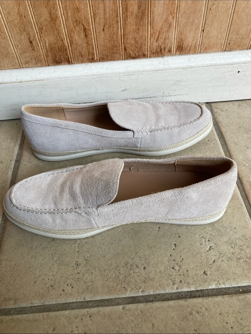 Marc Fisher tan suede loafers - Size 8